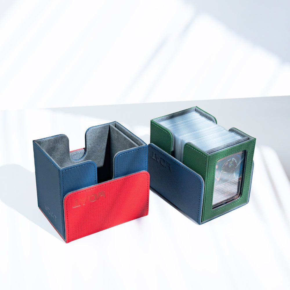 Showcase Convertible XL.  Fits 100 cards in triple sleeves.