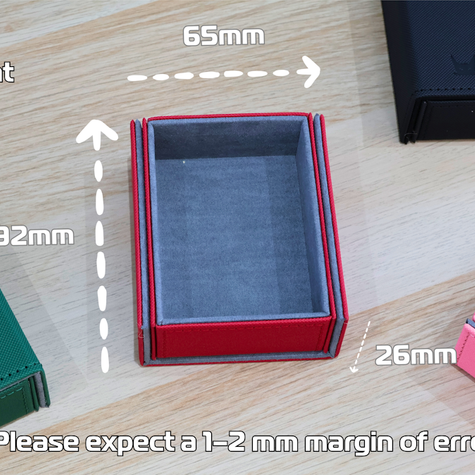 QAT Showcase Gearbox XL. Includes dice compartment and 1 recessed snap. For 100 triple sleeved cards