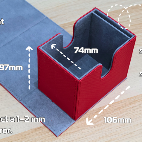 QAT Showcase Gearbox XL. Includes dice compartment and 1 recessed snap. For 100 triple sleeved cards